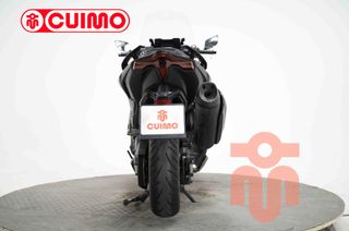 YAMAHA TMAX 560