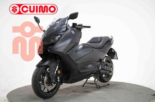 YAMAHA TMAX 560