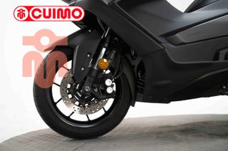 YAMAHA TMAX 560