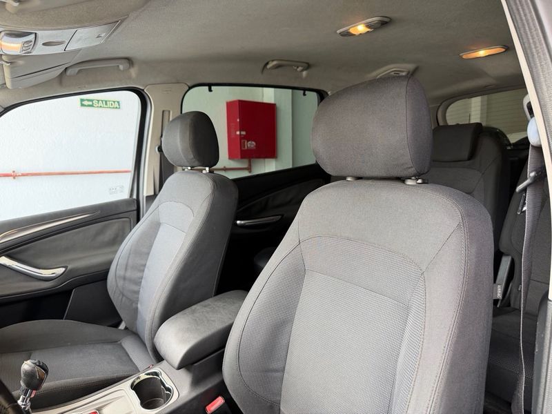 Ford S-Max 2.0 TDCi Titanium 2009, foto 7