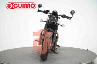 TRIUMPH BONNEVILLE BOBBER