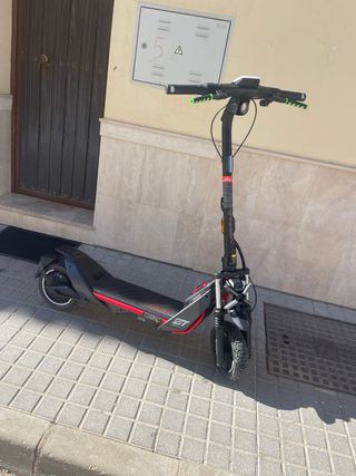Patinete Eléctrico con Luces LED