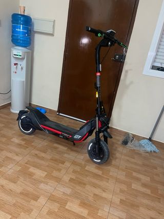 Patinete Eléctrico con Luces LED