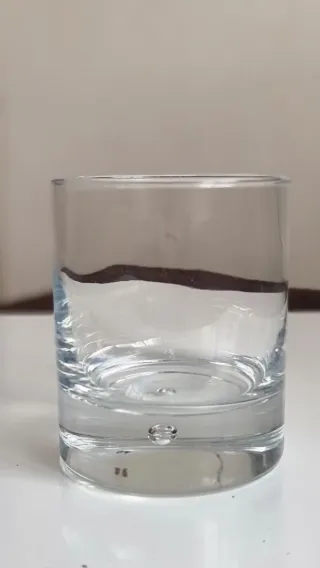 Vaso de whisky de cristal pesado con burbuja
