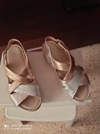 Sandalias Pitillos Talla 39 Oro y Plata