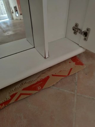 Specchio bagno con anta/mensola e faretti