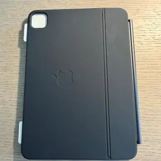Funda sin estrenar Teclado Apple iPad Pro 11 M4,