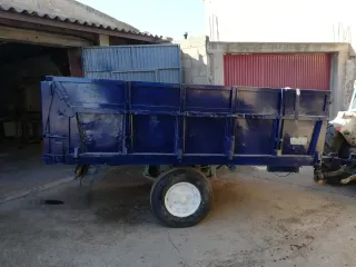 Remolque basculante 5tm con documentación