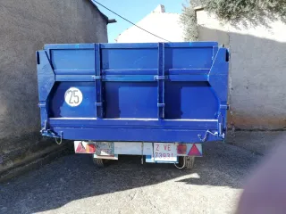 Remolque basculante 5tm con documentación