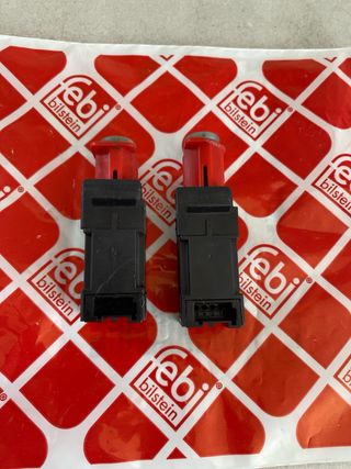 Sensores pedal freno (2 unidades). Saab 93