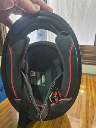 Casco de moto negro talla M