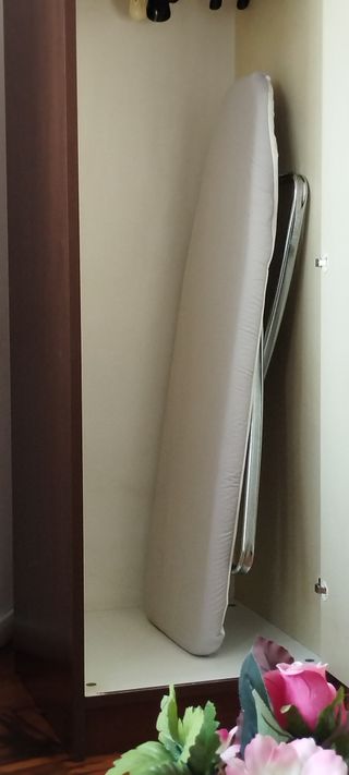 Colonna armadio multiuso mobile ripostiglio stiro