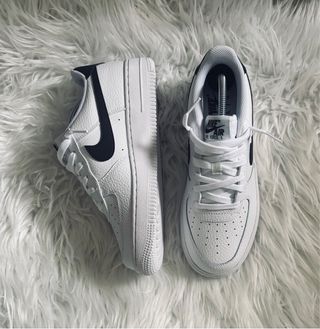Nike Air Force 1 con scatola contrattabile