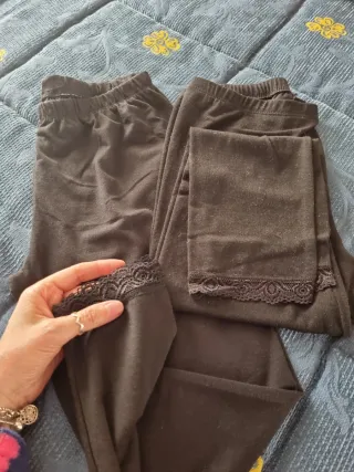 2 Leggings Negros con Encaje