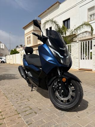 Mitt 125 GTS