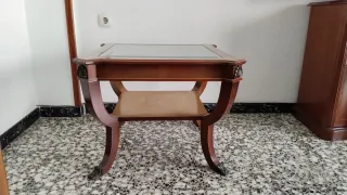 Mesa Clásica Madera y Cristal
