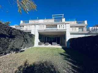 Casa adosada en alquiler en Nagüeles Alto en Marbella
