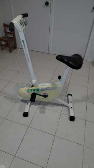 Bicicleta Estática BH Tempo