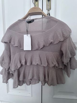 Blusa Zara volantes talla S,  beige/rosa