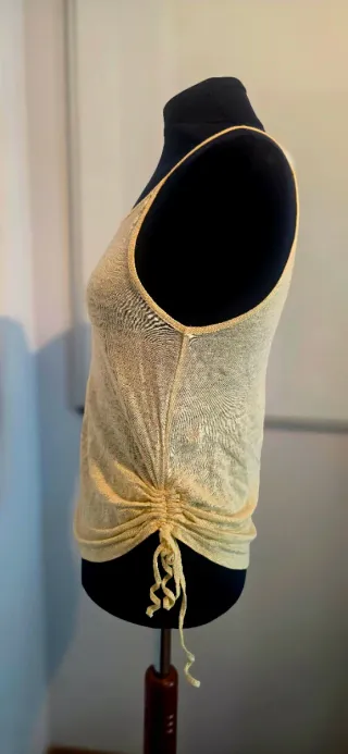 Camiseta tirantes amarilla de lino - ZARA