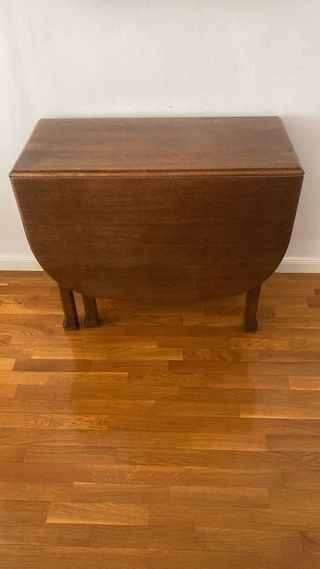 Mesa de comedor extensible de madera