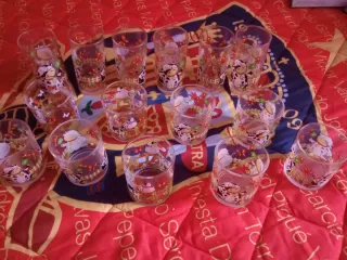 Conjunto vasos motivos vaca