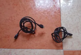 PS4 (PlayStation 4) Negra + 1 Mando
