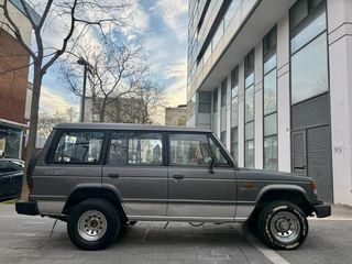 Mitsubishi Montero 1988