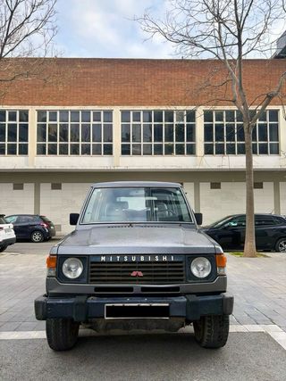 Mitsubishi Montero 1988