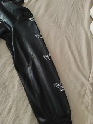 Sudadera Adidas Negra con Brillantes