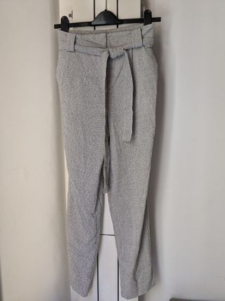Pantalón H&M con cinturón