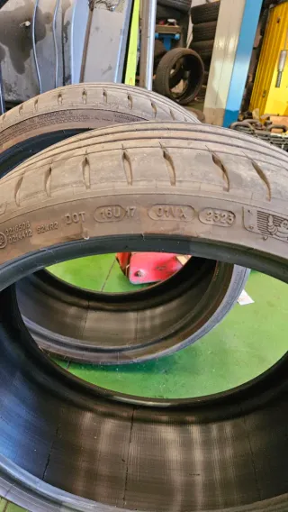 Neumático Michelin Pilot Sport 4S 235 35 19