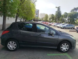 Peugeot 308 del año 2009