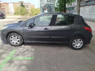 Peugeot 308 del año 2009