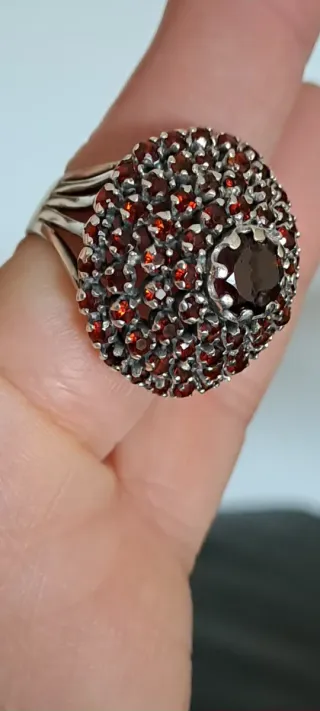Anello Argento con Quarzi Rossi