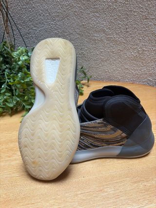 Adidas Zapatillas Oro y Gris
