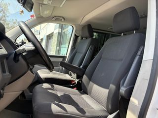 Volkswagen Caravelle Trendline Corto 2.0 TDI 150cv