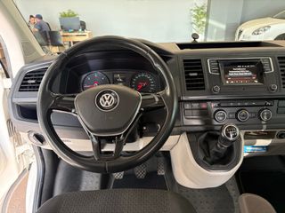 Volkswagen Caravelle Trendline Corto 2.0 TDI 150cv
