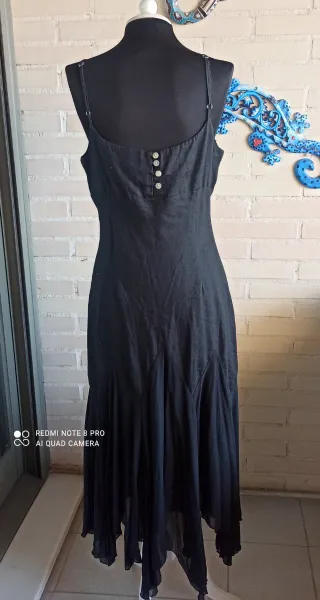 Vestido fiesta Derhy negro con pedrería