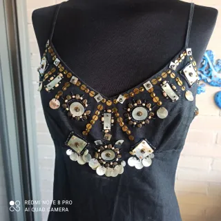 Vestido fiesta Derhy negro con pedrería