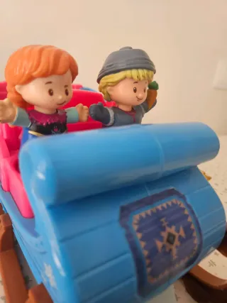 Trineo Frozen Little People, de Fisher Price