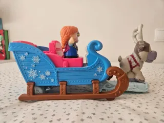 Trineo Frozen Little People, de Fisher Price