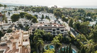 Piso en venta en Nueva Andalucía centro en Marbella