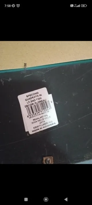 Specchio vintage decorato con fiori