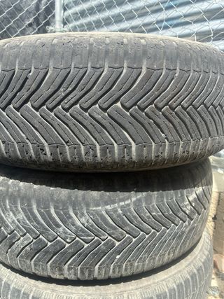 4 Llantas de Hierro Citroen Berlingo con cubierta