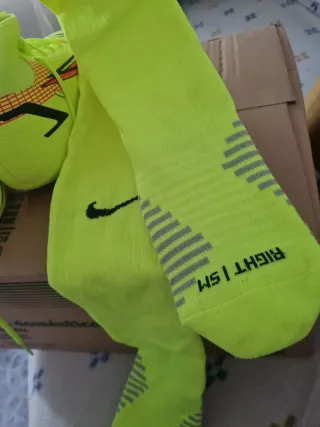 Botas de fútbol Nike Mercurial Talla 38