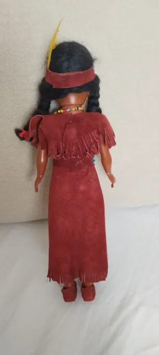 Muñeca Vintage Nativa Americana