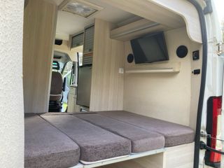 Peugeot Boxer camper/autocararavana. Motor 12/24