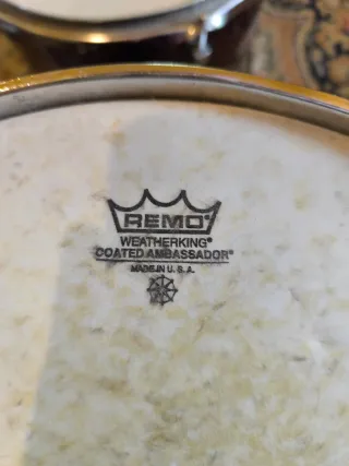 Batería Acústica Jinbao Roja + Plato Ride Zildjian
