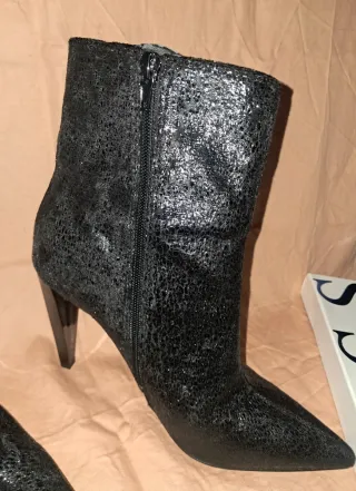 Botines Guess Tacón Alto Cremallera Talla 40